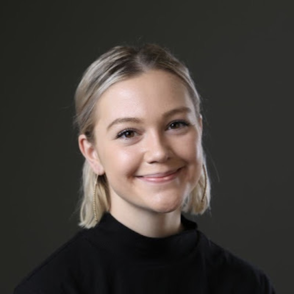 Meet your Posher, Monica